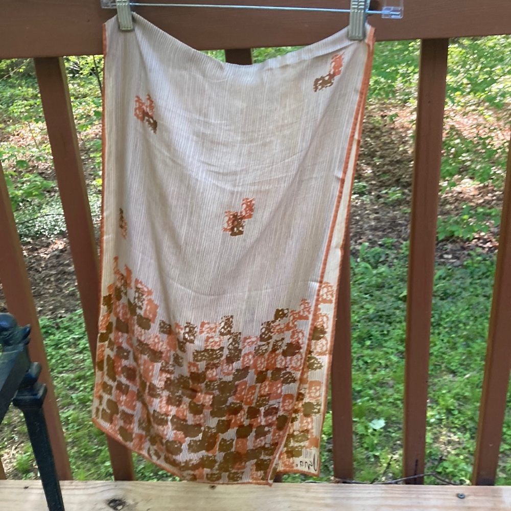 Vera vintage brown and orange scarf